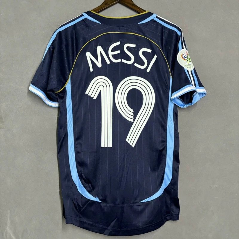 Unbranded Football Jerseys Retro jersey with player name and number print — 2006 Argentina away jersey, No. 19 armband