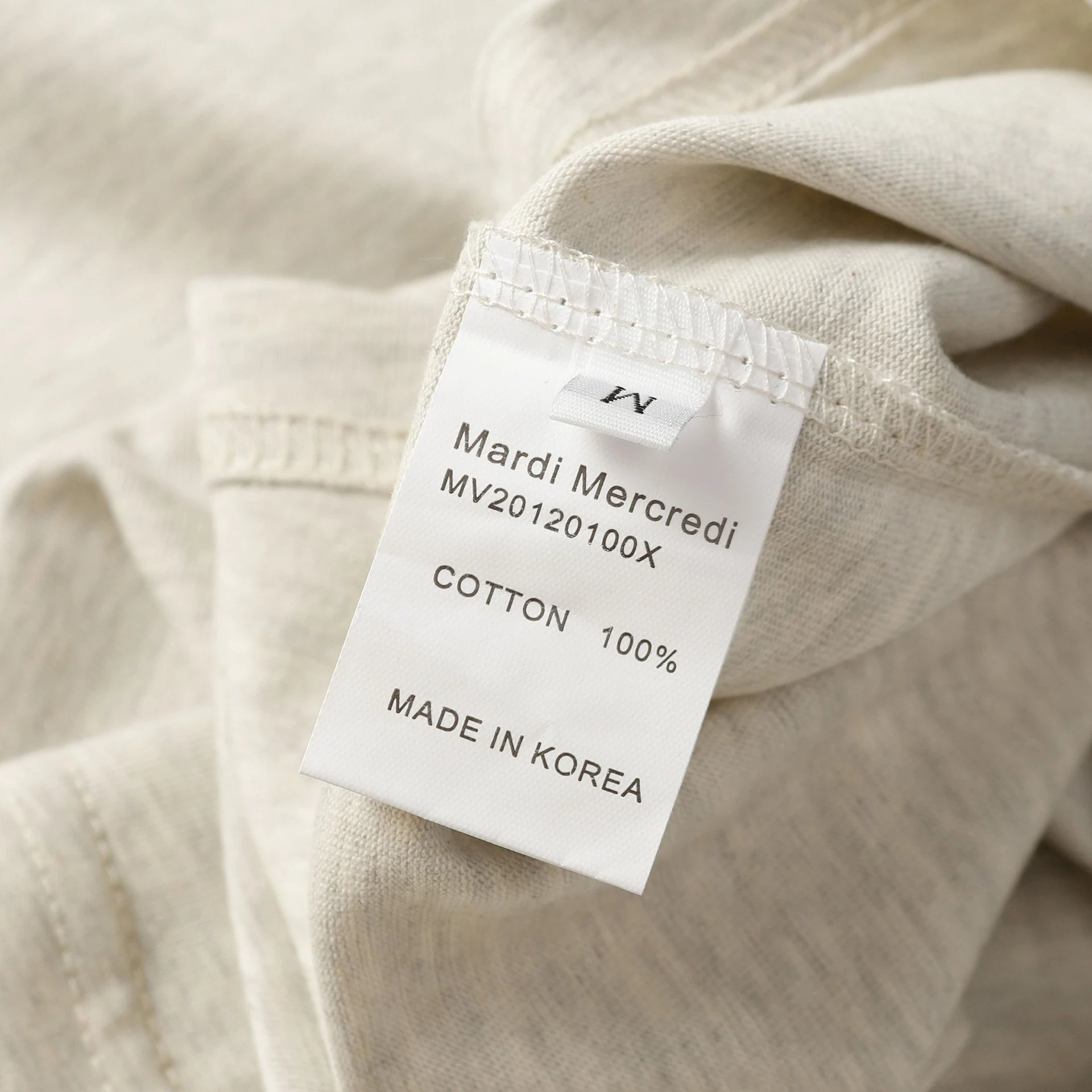 Mardi Mercredi Dachshund Graphic T-Shirt Beige - 7