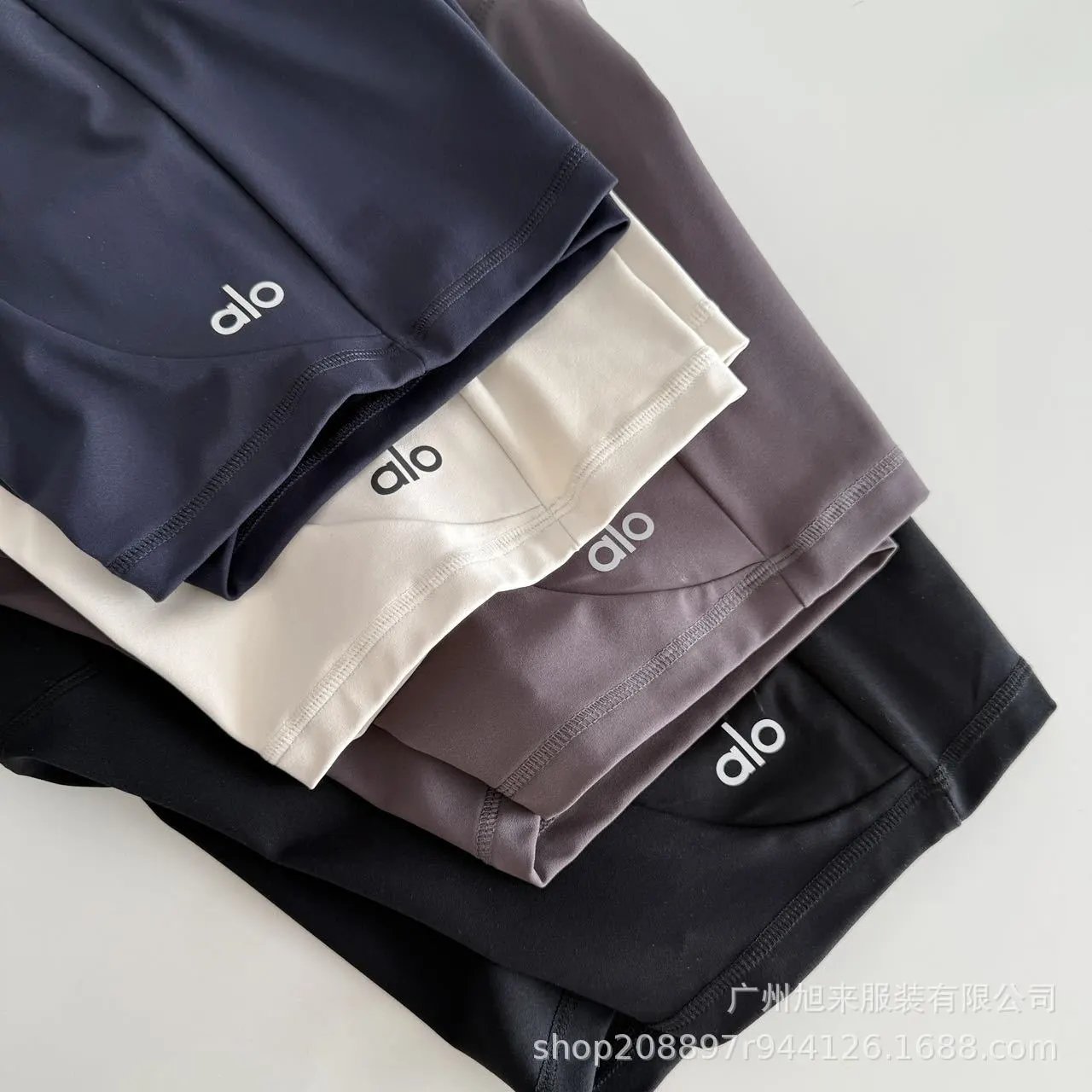 Alo High-Waisted Pocket Shorts Navy - 5