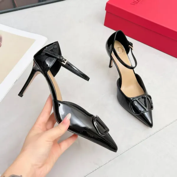 Valentino Garavani Rockstud VLOGO Pointed-Toe Stiletto Heels Black - 1