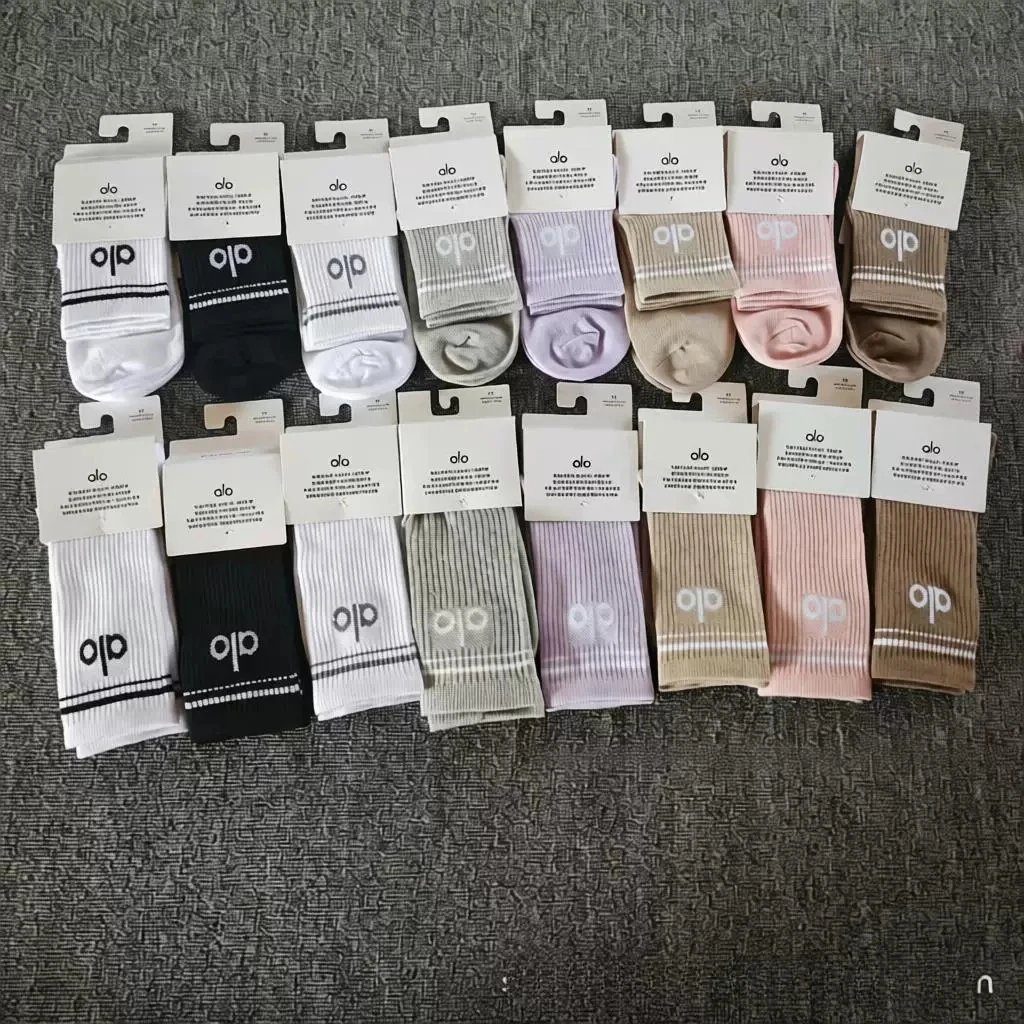 Alo Yoga Socks Multi