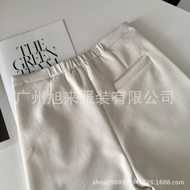 Alo Yoga Trousers High-Waisted Wide-Leg product detail image 9