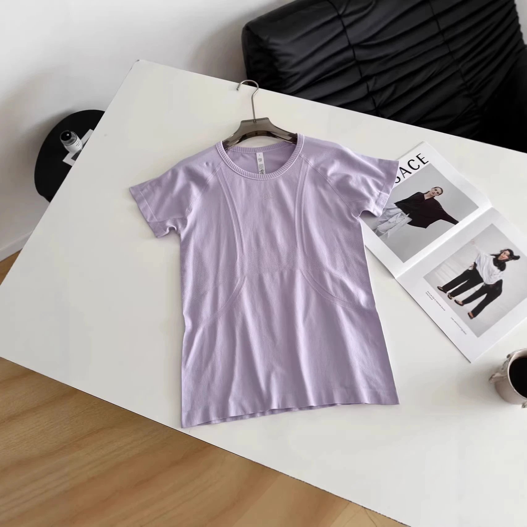 Alo Yoga T-Shirts Seamless Short-Sleeve Crewneck Performance T-Shirt image 3
