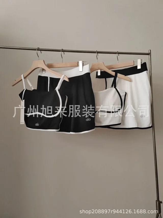 Alo Matching Sets Contrast-Trim Camisole and Tennis Skirt Set product detail image 3