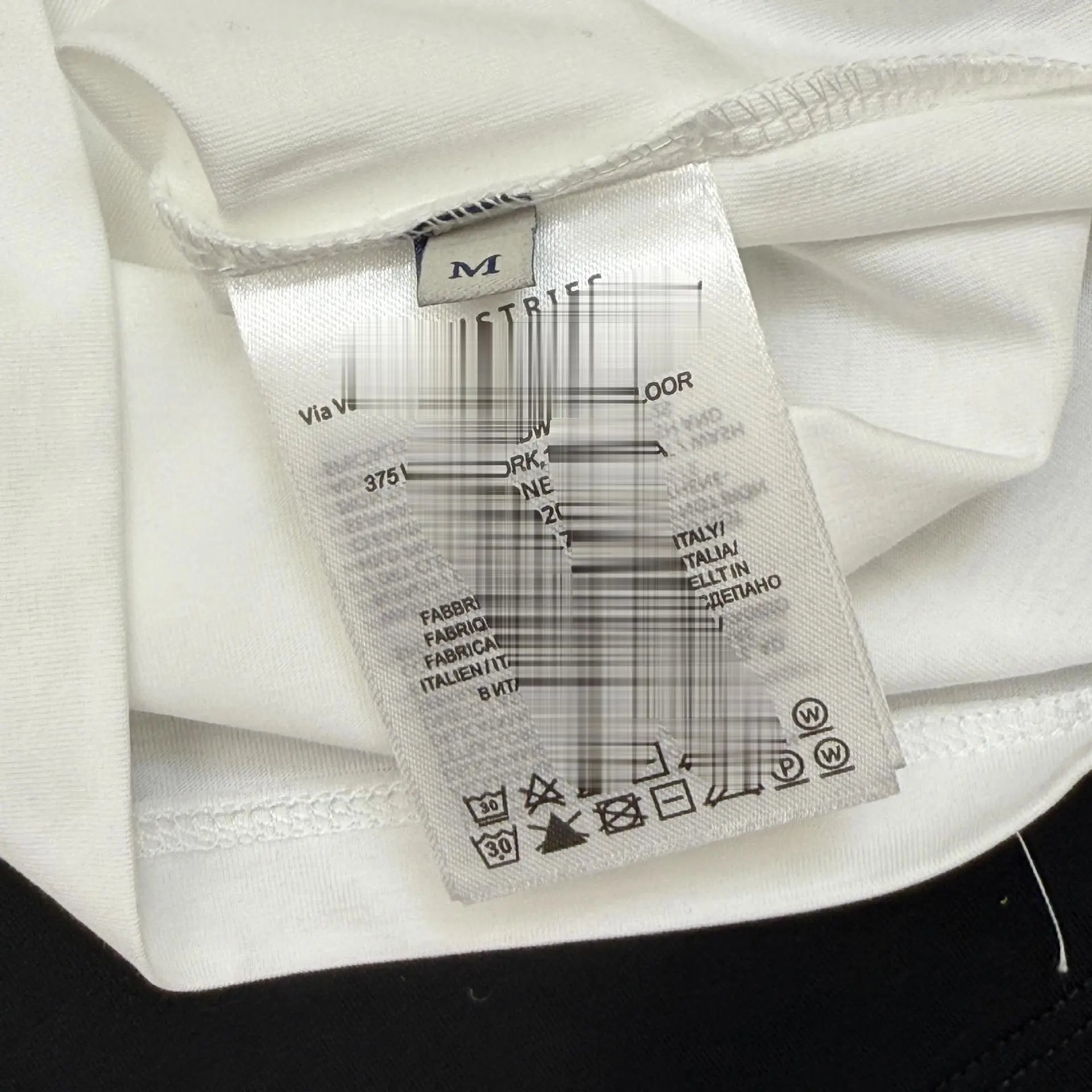 Moncler Logo Embroidered White T-Shirt - 19