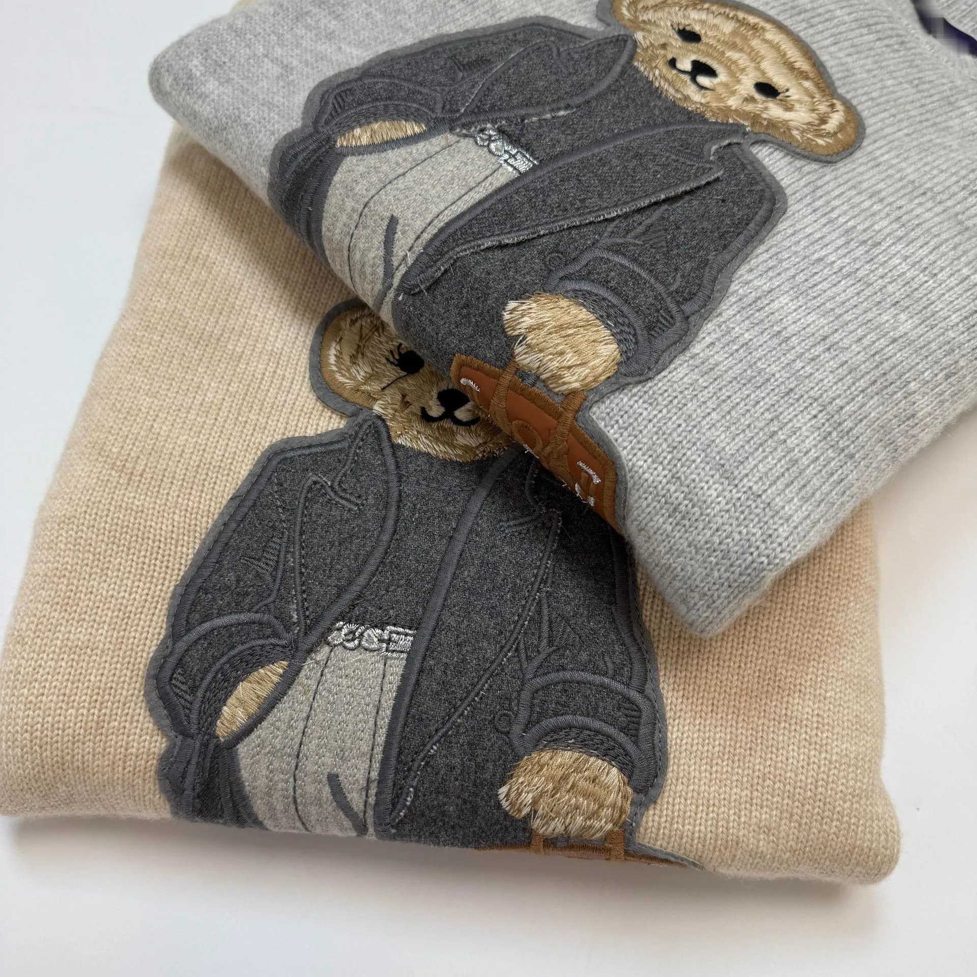 Polo Ralph Lauren Bear Embroidered Gray Sweater - 10