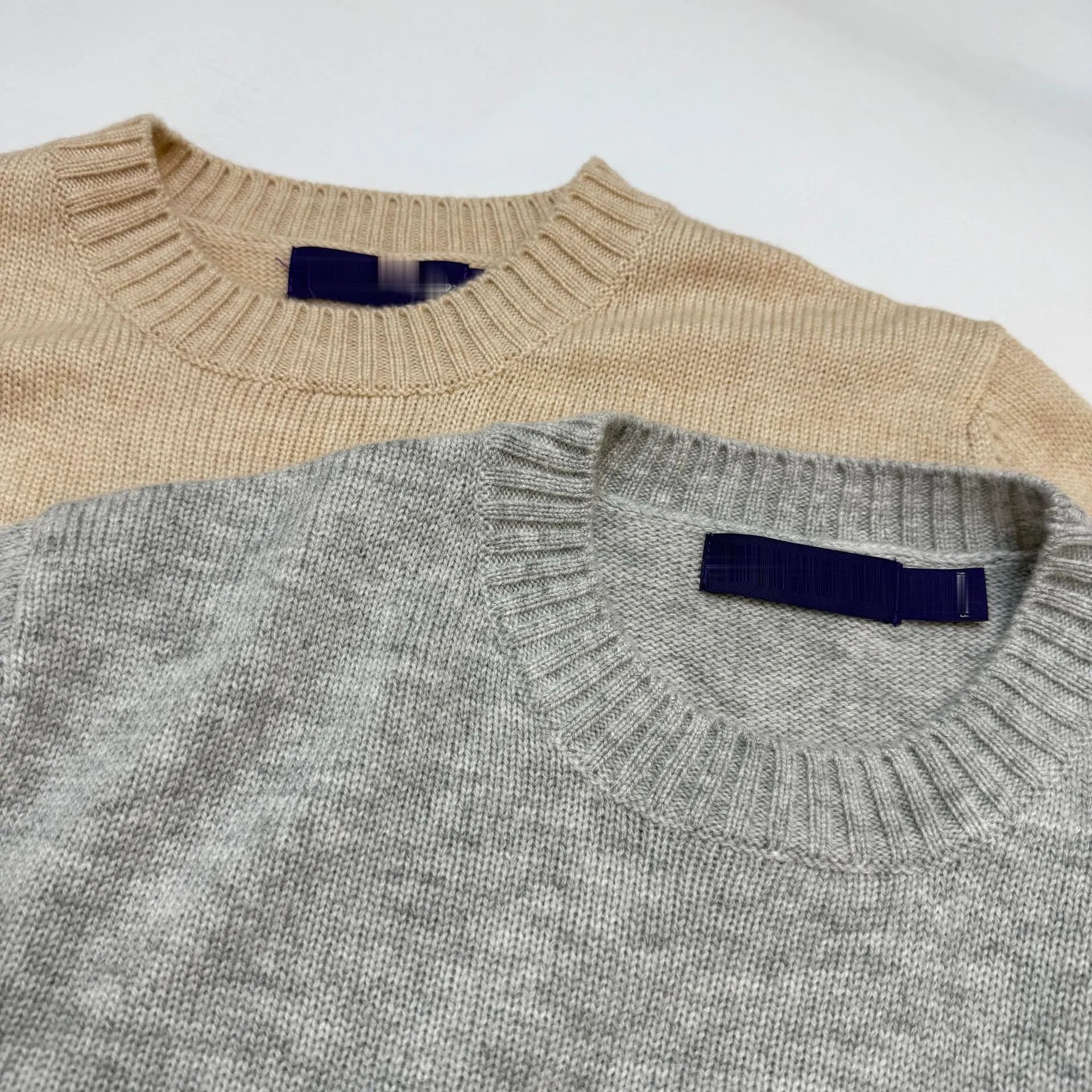 Polo Ralph Lauren Bear Embroidered Gray Sweater - 12