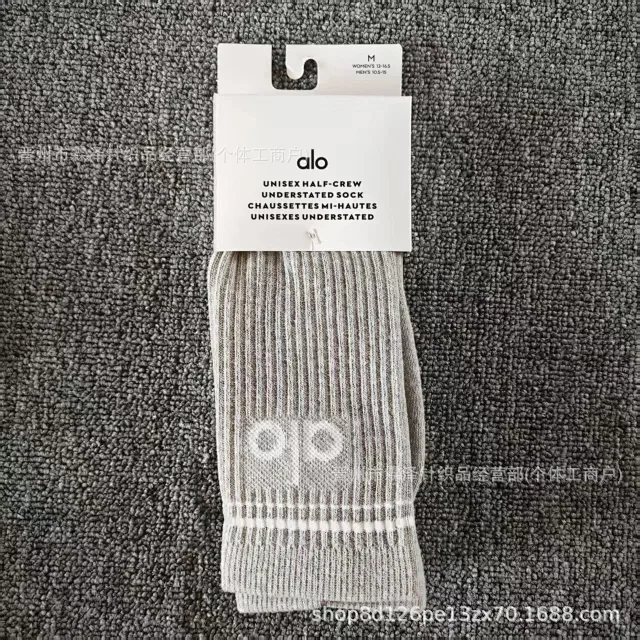 Alo Socks Unisex Half-Crew Understated Sock product detail image 5