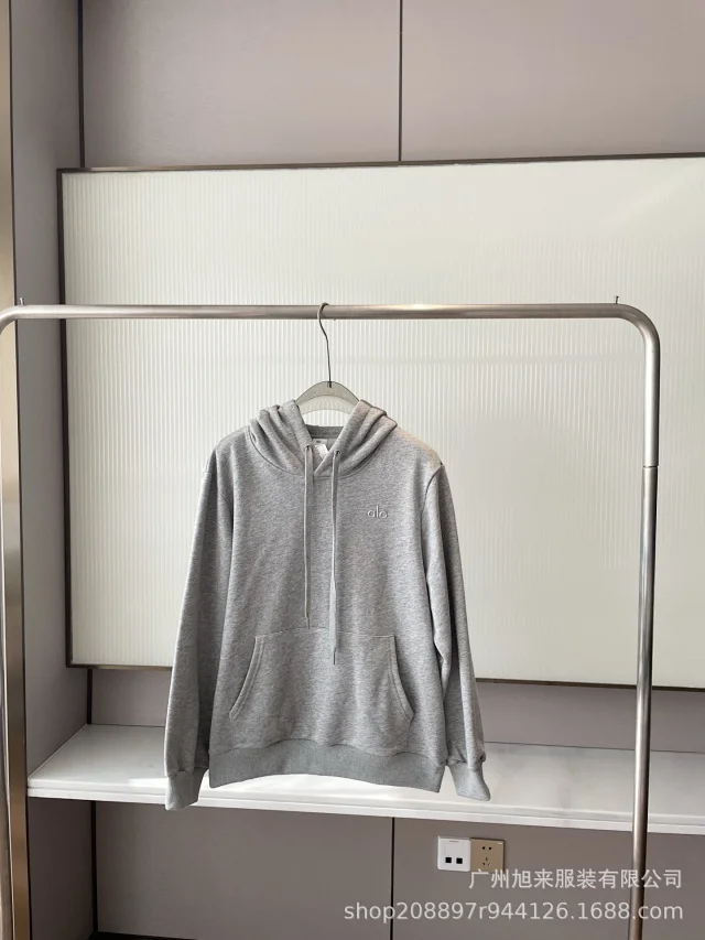 Alo Yoga Hoodies & Sweatshirts Pullover Hoodie with Kangaroo Pocket product detail image 7