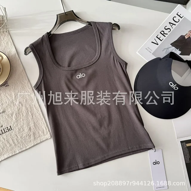Alo Vests Logo Square-Neck Tank Top product detail image 6