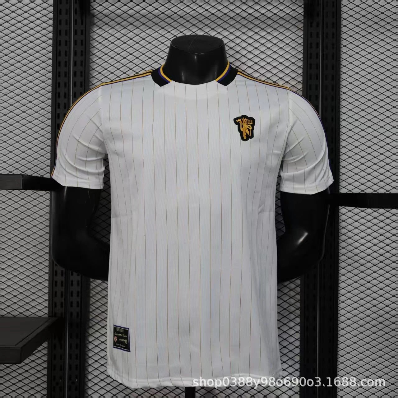 Adidas Manchester United White Away Shorts - 9