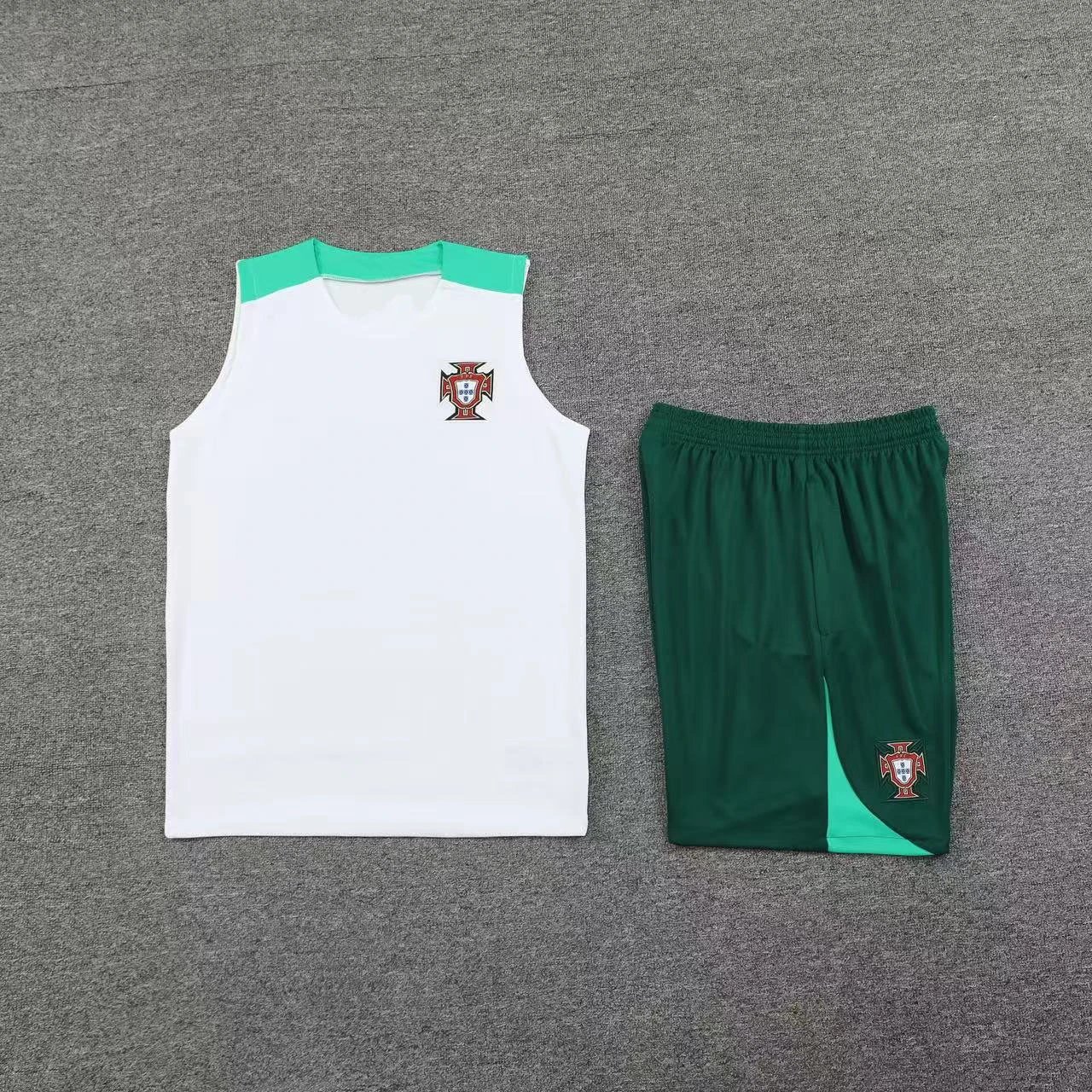 Paris Saint-Germain Training Vest and Shorts Set Pink / Black - 6