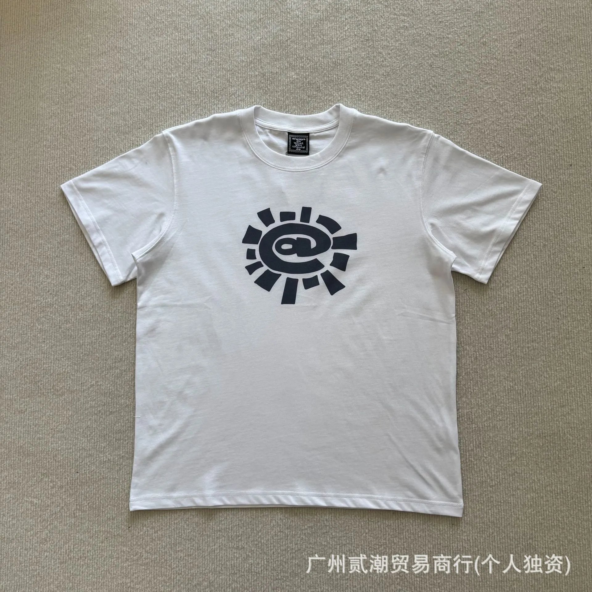 AD04 White Print Black