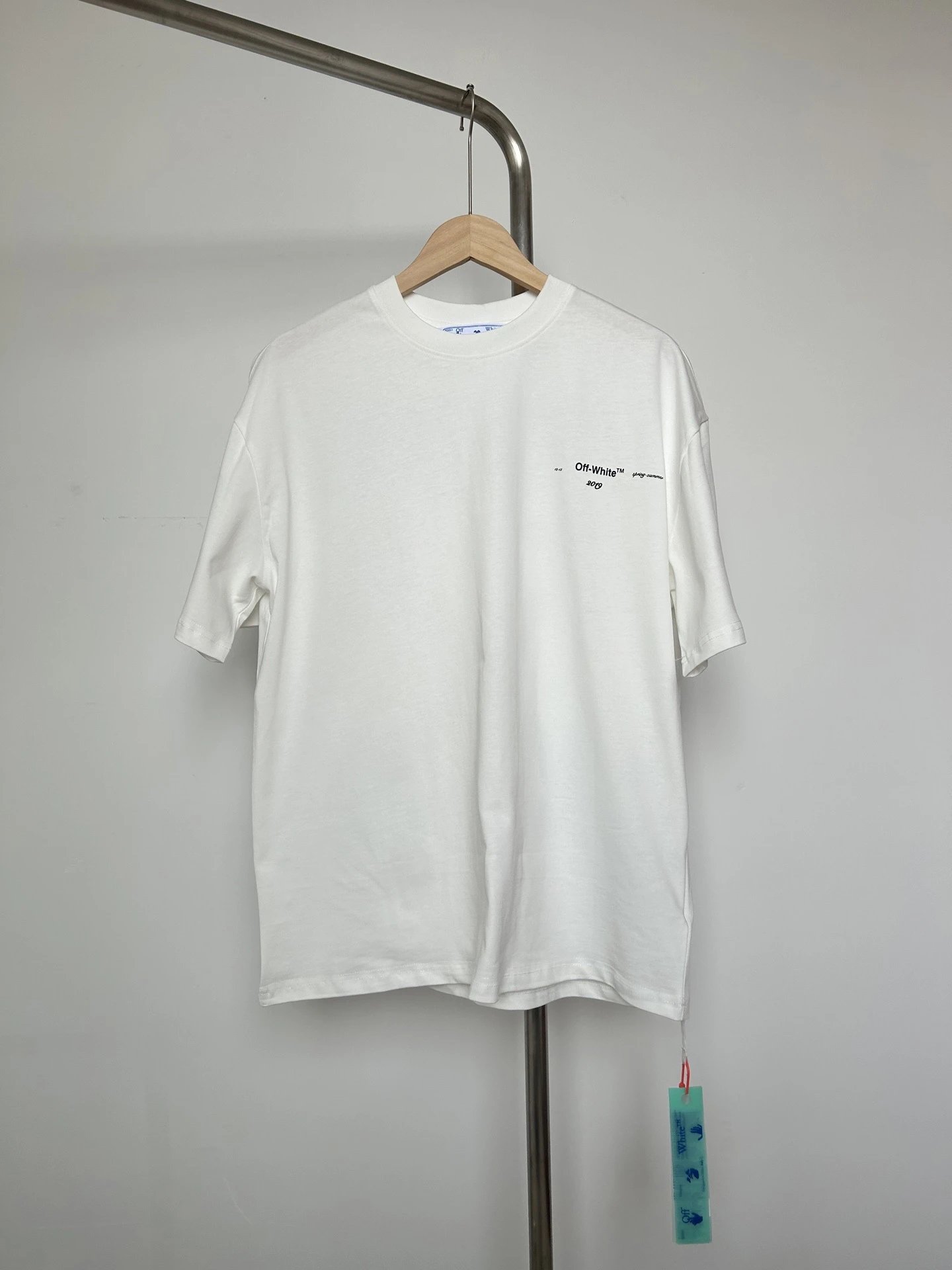 Off-White Arrow Print T-Shirt Black - 4