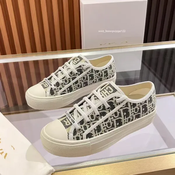 Dior B23 Oblique Print White and Black Canvas Sneakers - 1
