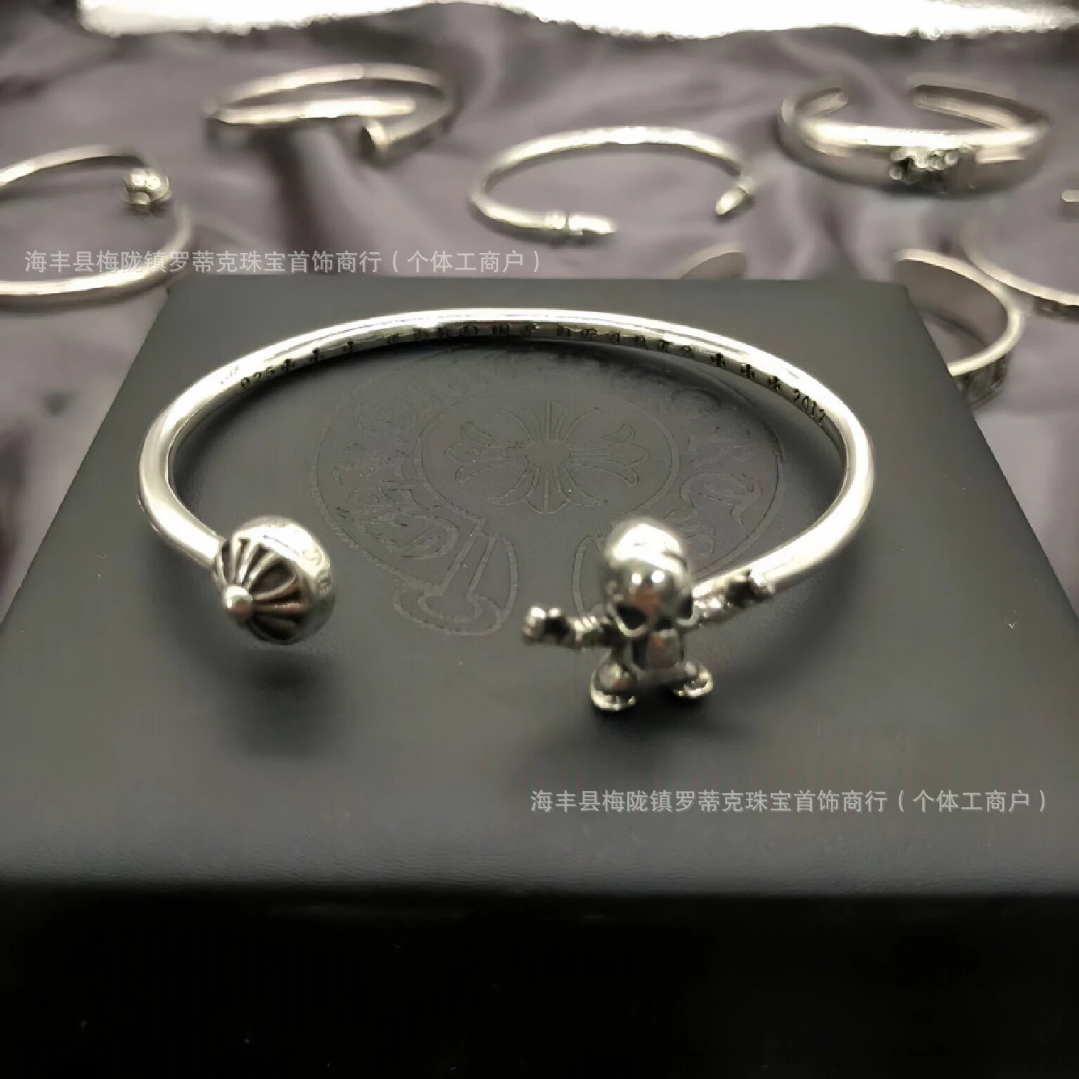 Design Handcrafted Floral Silver Cuff Bracelet Jewelry - 15