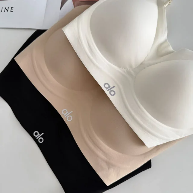 Alo Yoga Underwear Seamless Padded Bralette with Adjustable Straps product detail image 4