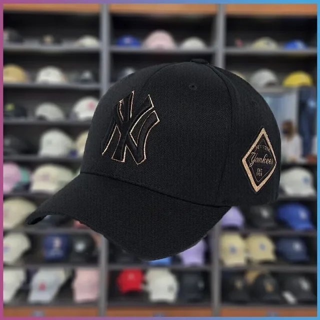 MLB Hats Adjustable curved-brim baseball cap with embroidered New York Yankees logo product detail image 6