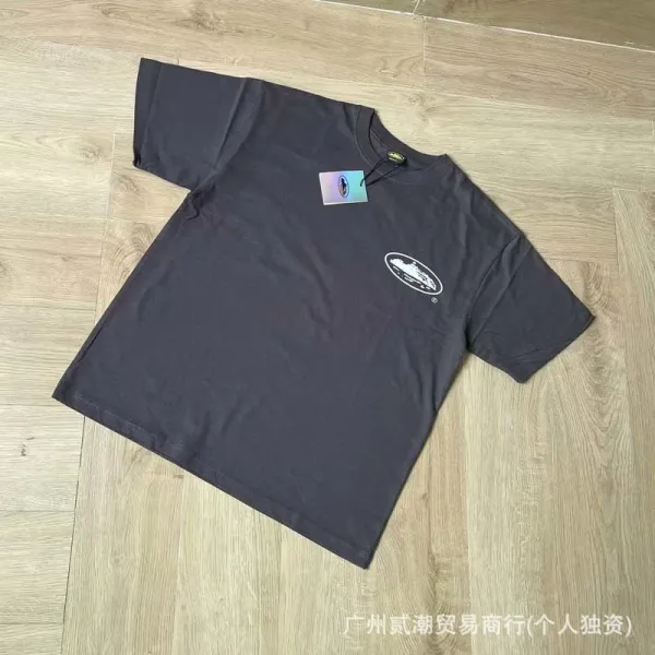 Design Oval Ship Graphic Black T-Shirt - 2