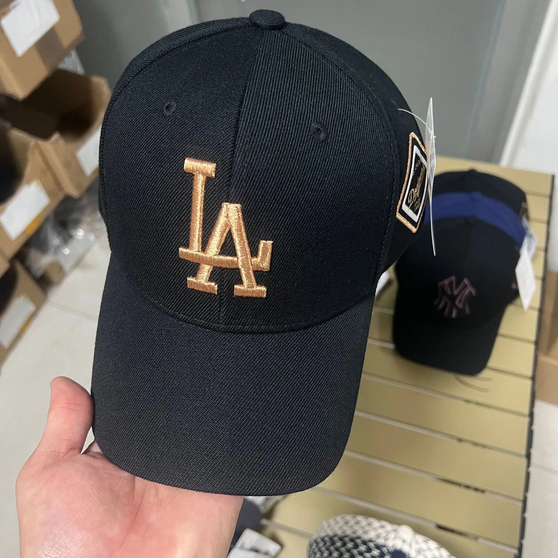 MLB New York Yankees Black Embroidered Baseball Cap - 26