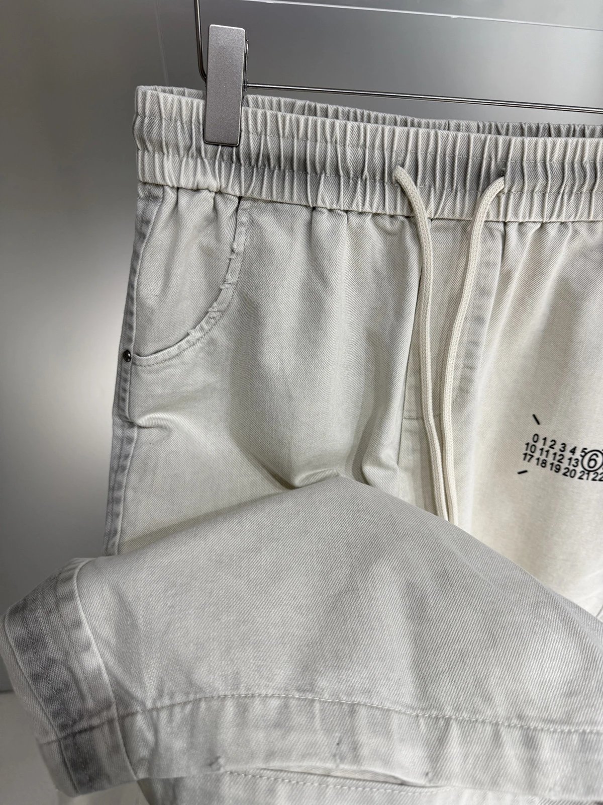 Maison Margiela Tabi Denim Shorts Gray - 12