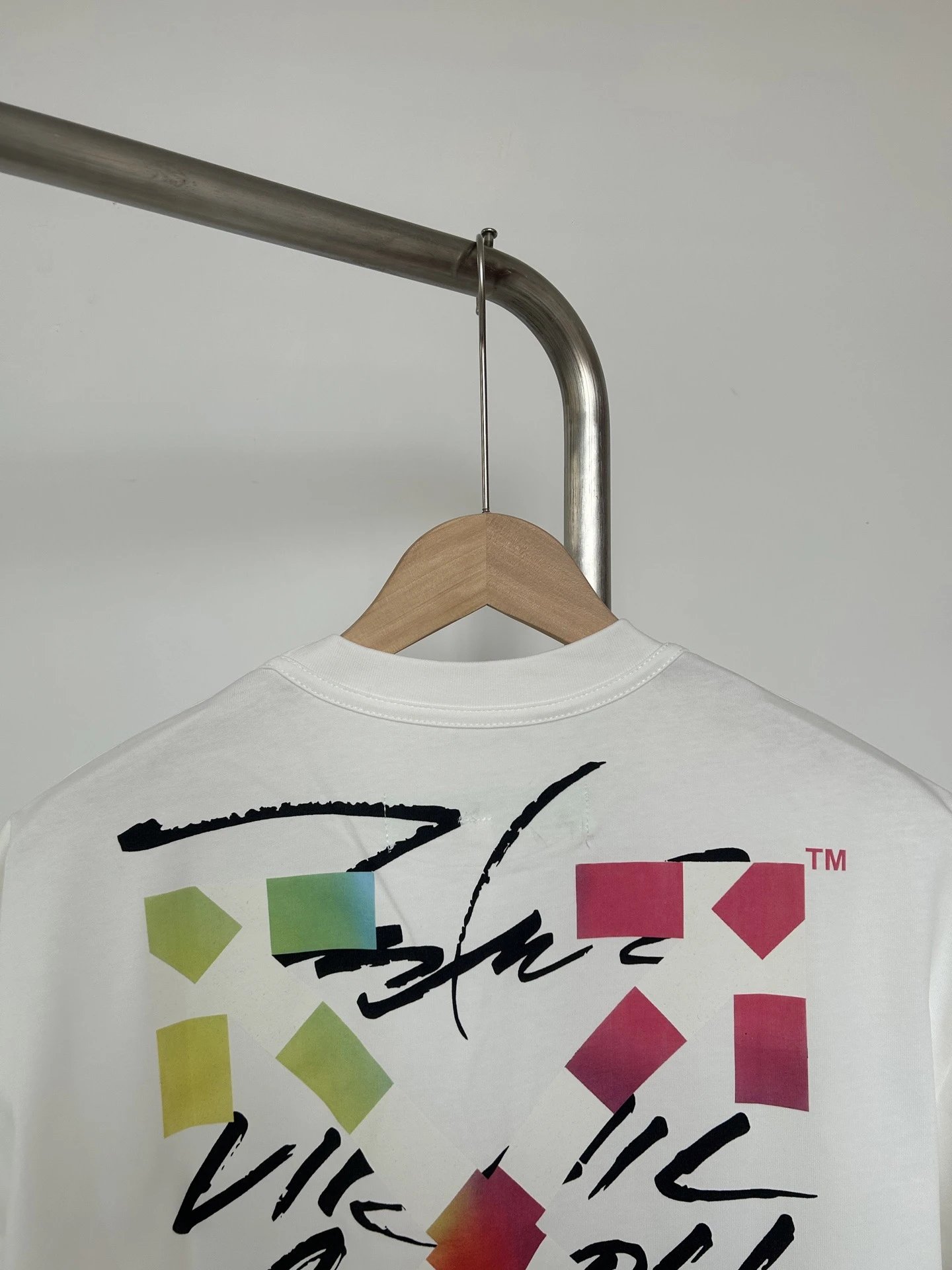 Off-White Arrow Print T-Shirt Black - 46