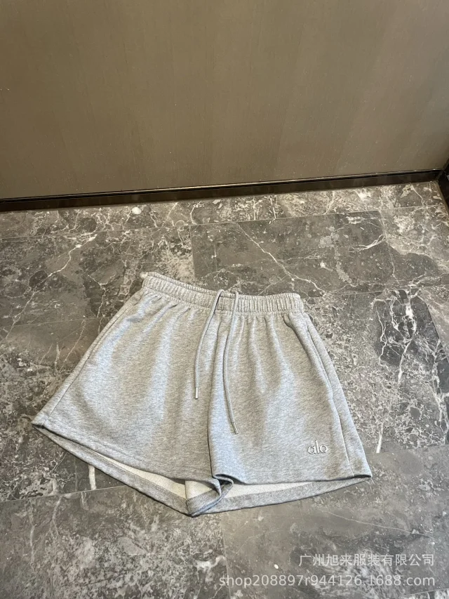 Alo Yoga Shorts Drawstring Sweat product detail image 5