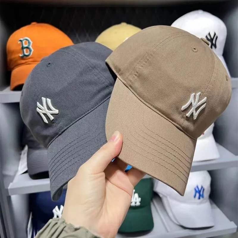 MLB Los Angeles Dodgers Classic Dad Hat Burgundy Baseball Cap - 28