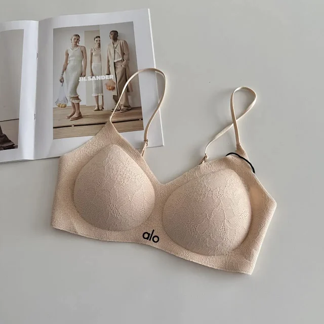 Alo Underwear Lace Padded Bralette product detail image 4