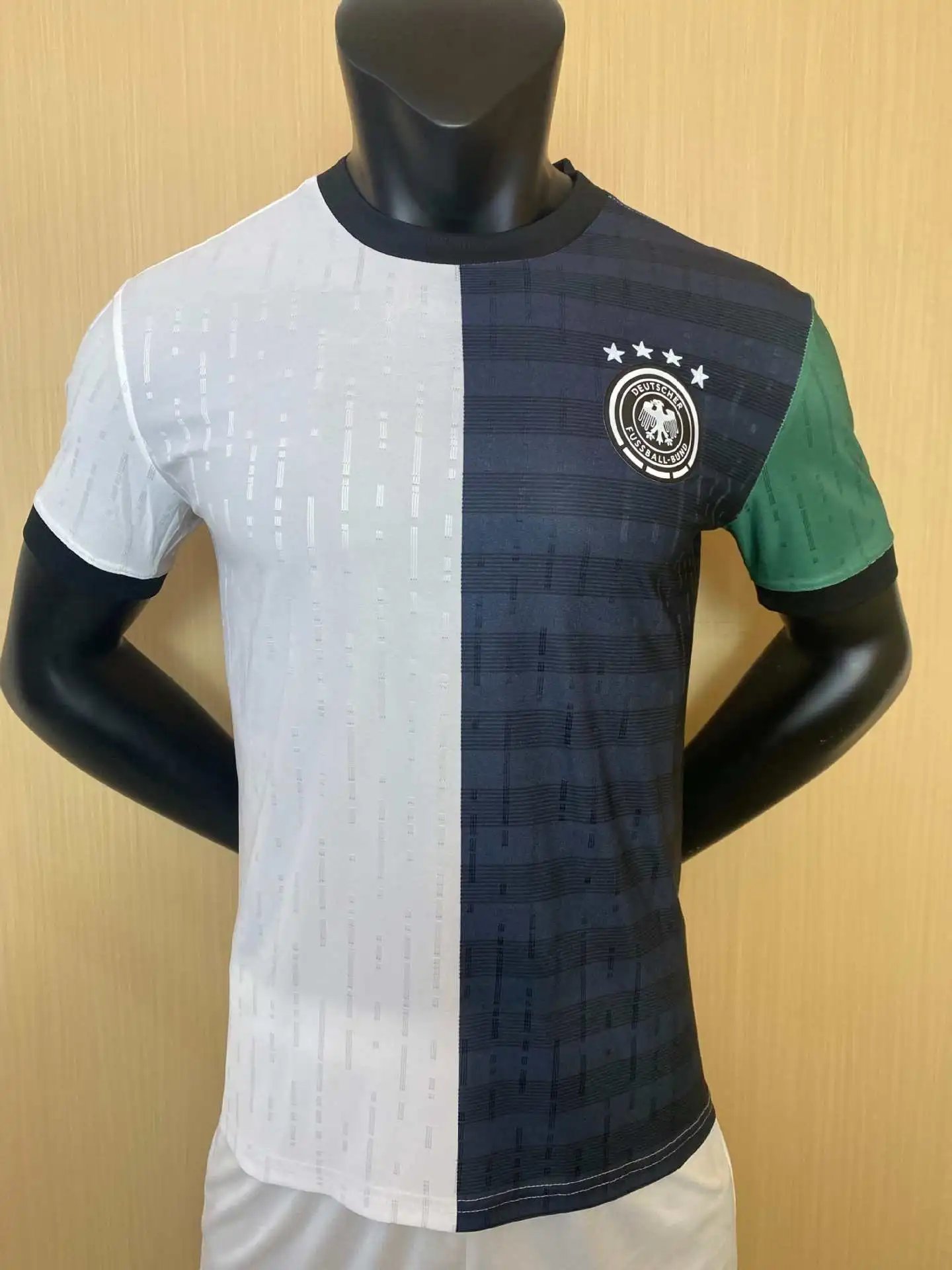 Inter Milan 2023-24 Home Jersey Blue and Black Striped Football Jersey - 19