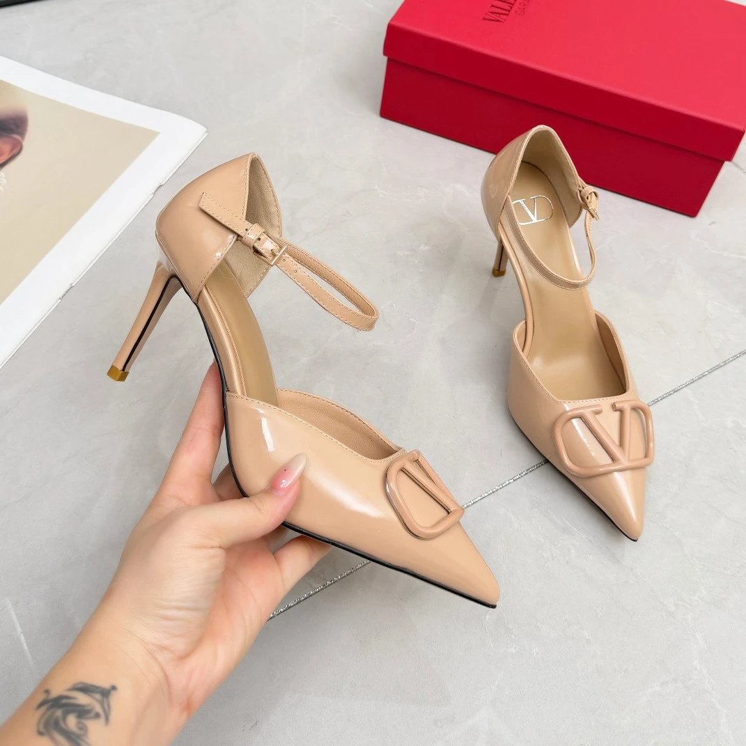 Valentino Rockstud N