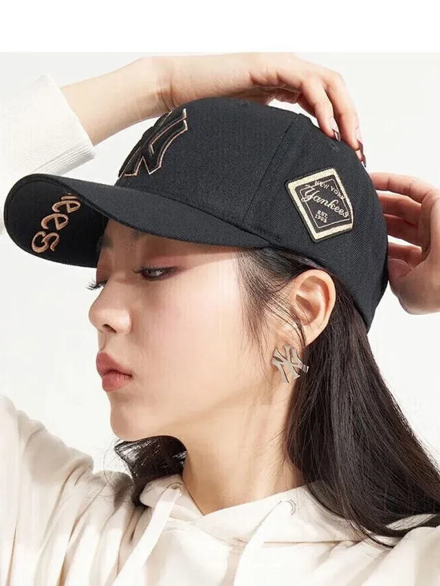 MLB Hats Adjustable curved-brim baseball cap with embroidered New York Yankees logo product detail image 12