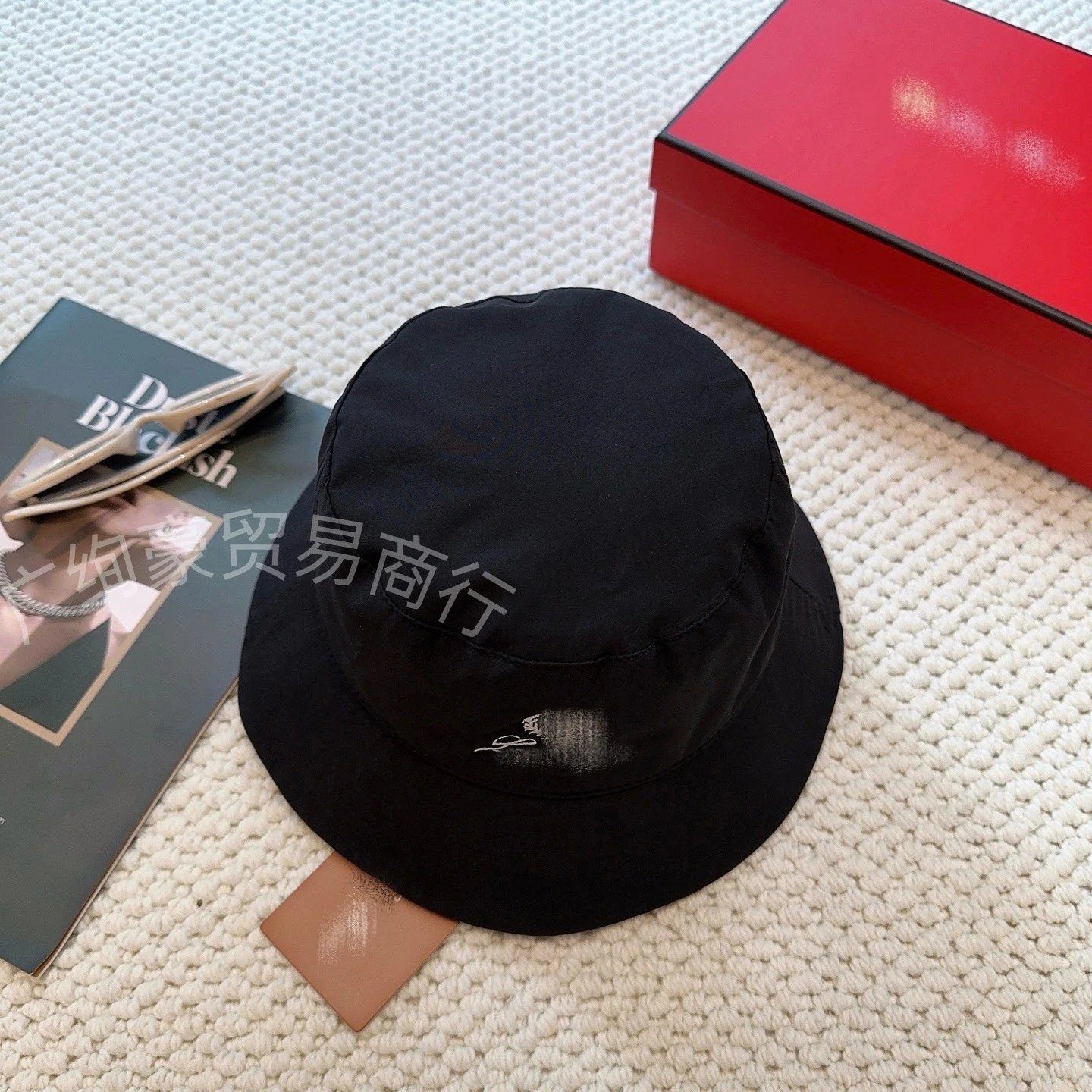 Loewe Bucket Hat White with Gold Embroidery - 5