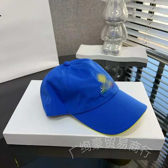 Unbranded Hats Embroidered Baseball Cap with Contrast-Trim Brim product detail image 5