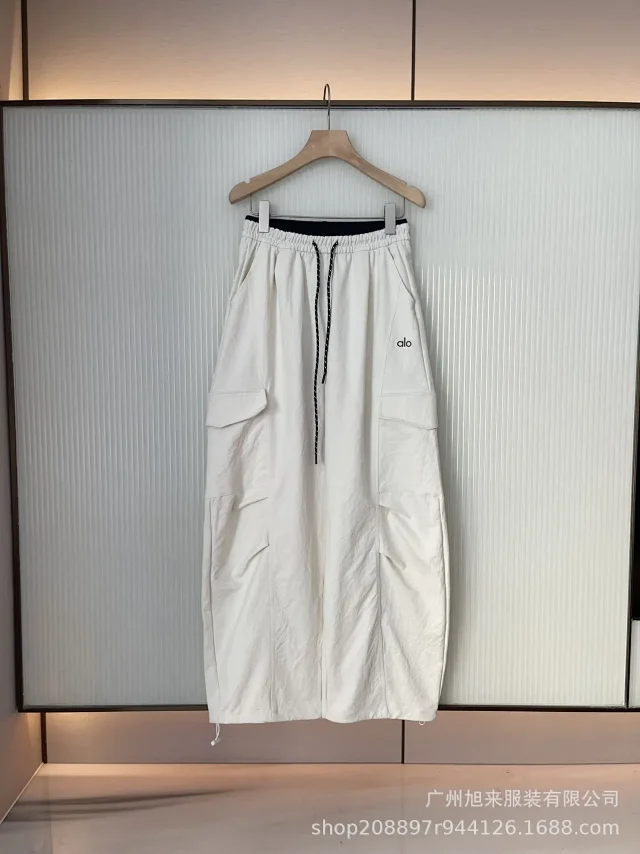 Alo Trousers Wide-Leg Cargo with Elastic Waist product detail image 5