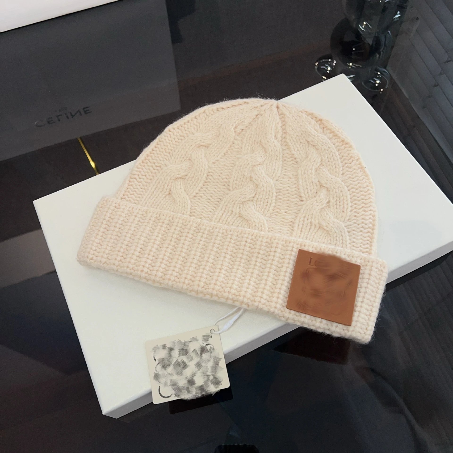 Loewe Cable Knit Beanie Rust Red - 7