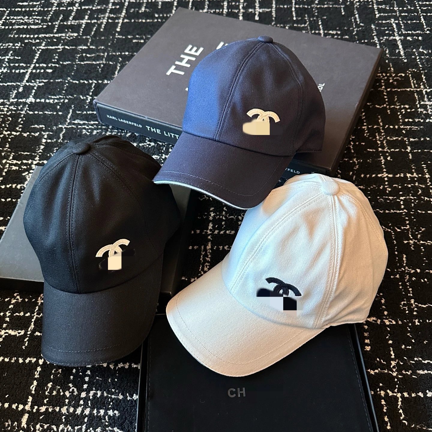 Chanel Logo Embroidered Baseball Cap Black and Beige - 4