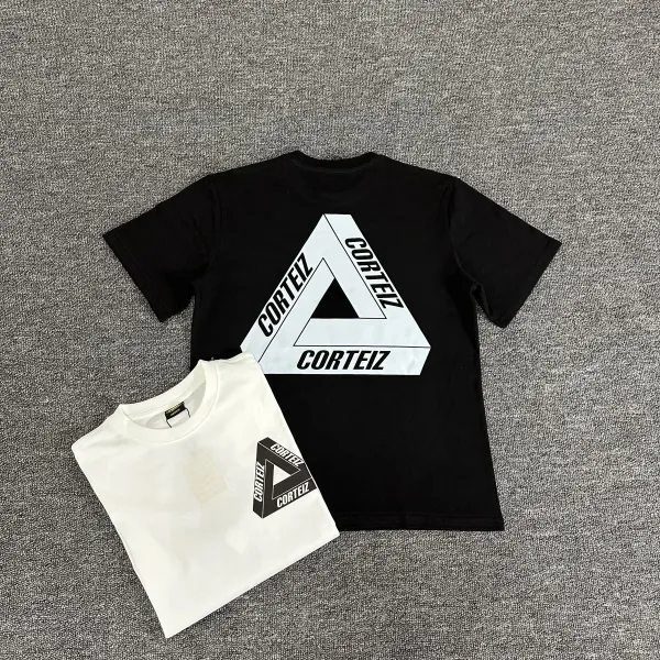 Design Four Stars Island Logo Black T-Shirt - 18
