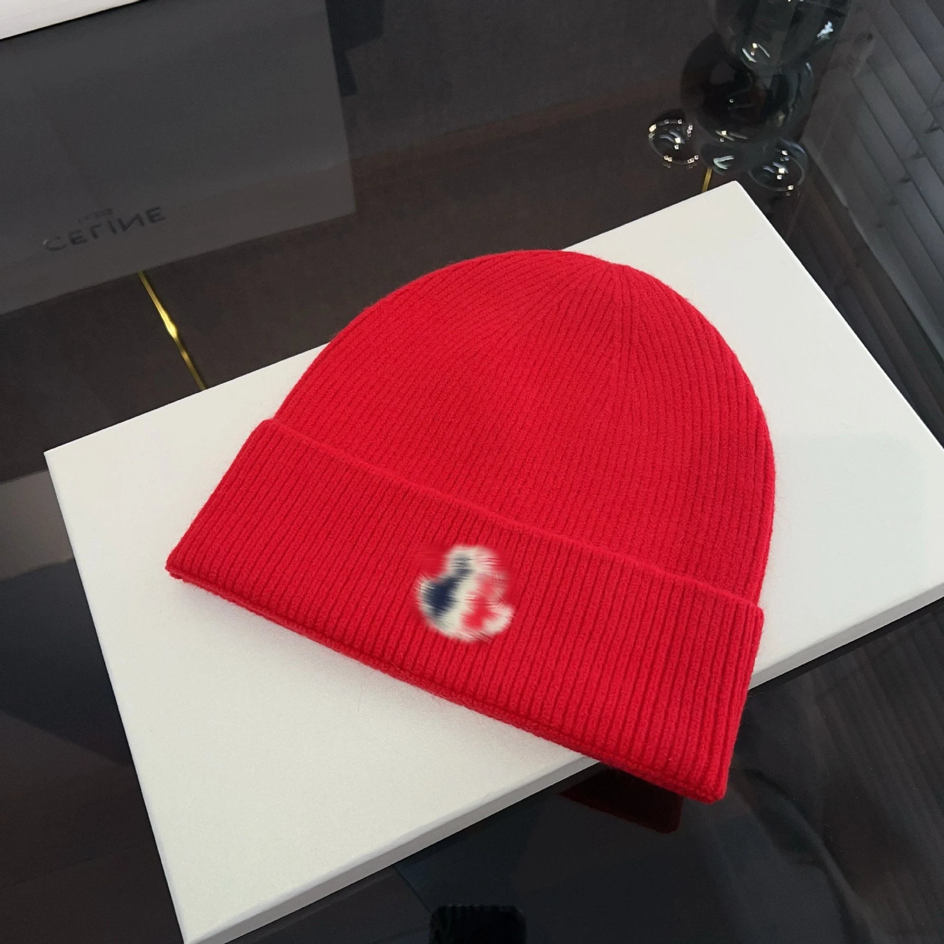 Moncler Logo-Embroidered Black Beanie - 5