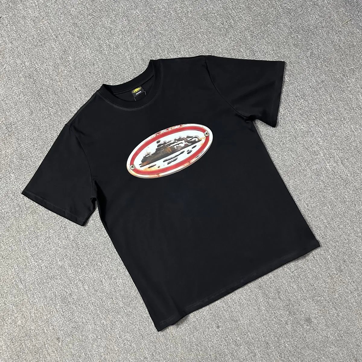 Design RTW Rules The World 2018 Graphic Print Black T-Shirt T-Shirts - 31