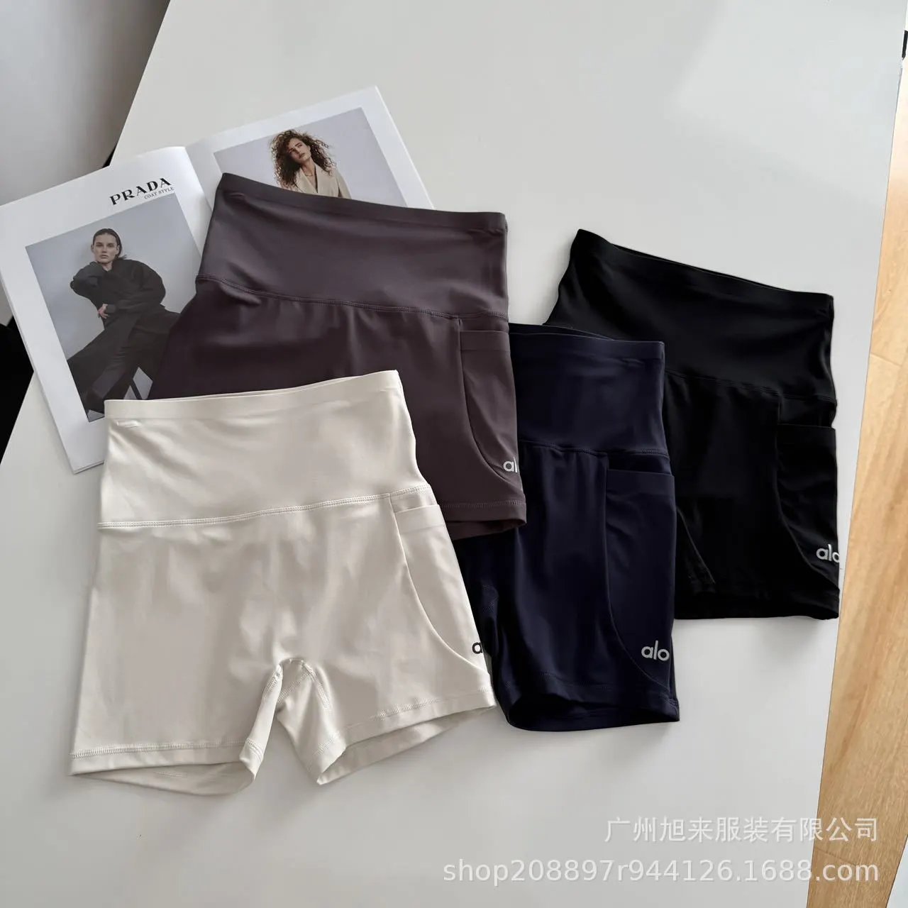 Alo High-Waisted Pocket Shorts Navy - 4