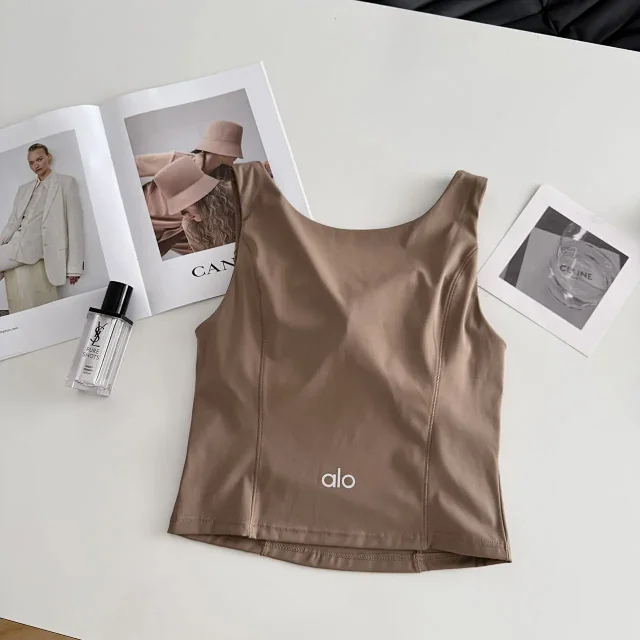 Alo Yoga Underwear Built-In Pad Fitness Tank Top product detail image 3