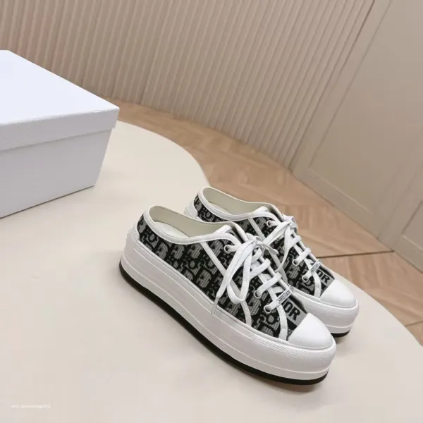 Dior B23 Oblique Print Platform Sneakers Black and White Chunky Sneakers - 1