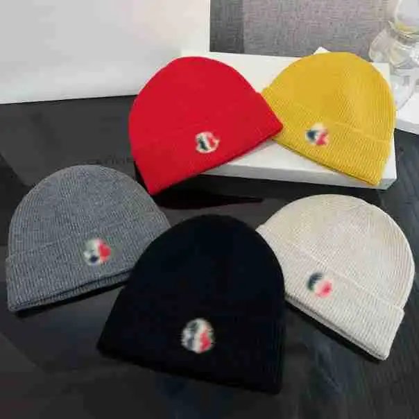 Moncler Logo-Embroidered Black Beanie - 2