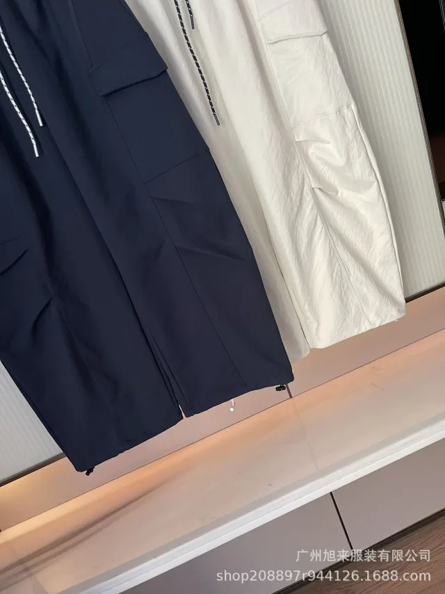 Alo Trousers Wide-Leg Cargo with Elastic Waist product detail image 6