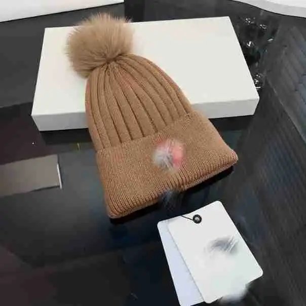 Design Two-Tone Ribbed Beanie with Fox Fur Pom-Pom Black / Gray Hat - 7