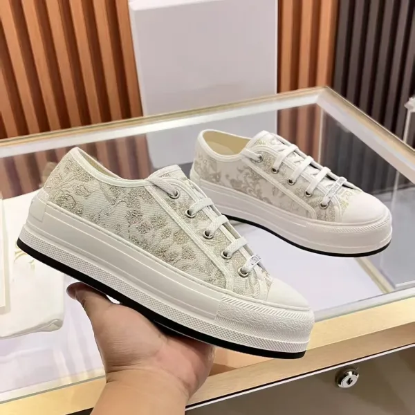 Dior B23 Low Top Embroidered White Sneakers Chunky Sneakers - 1