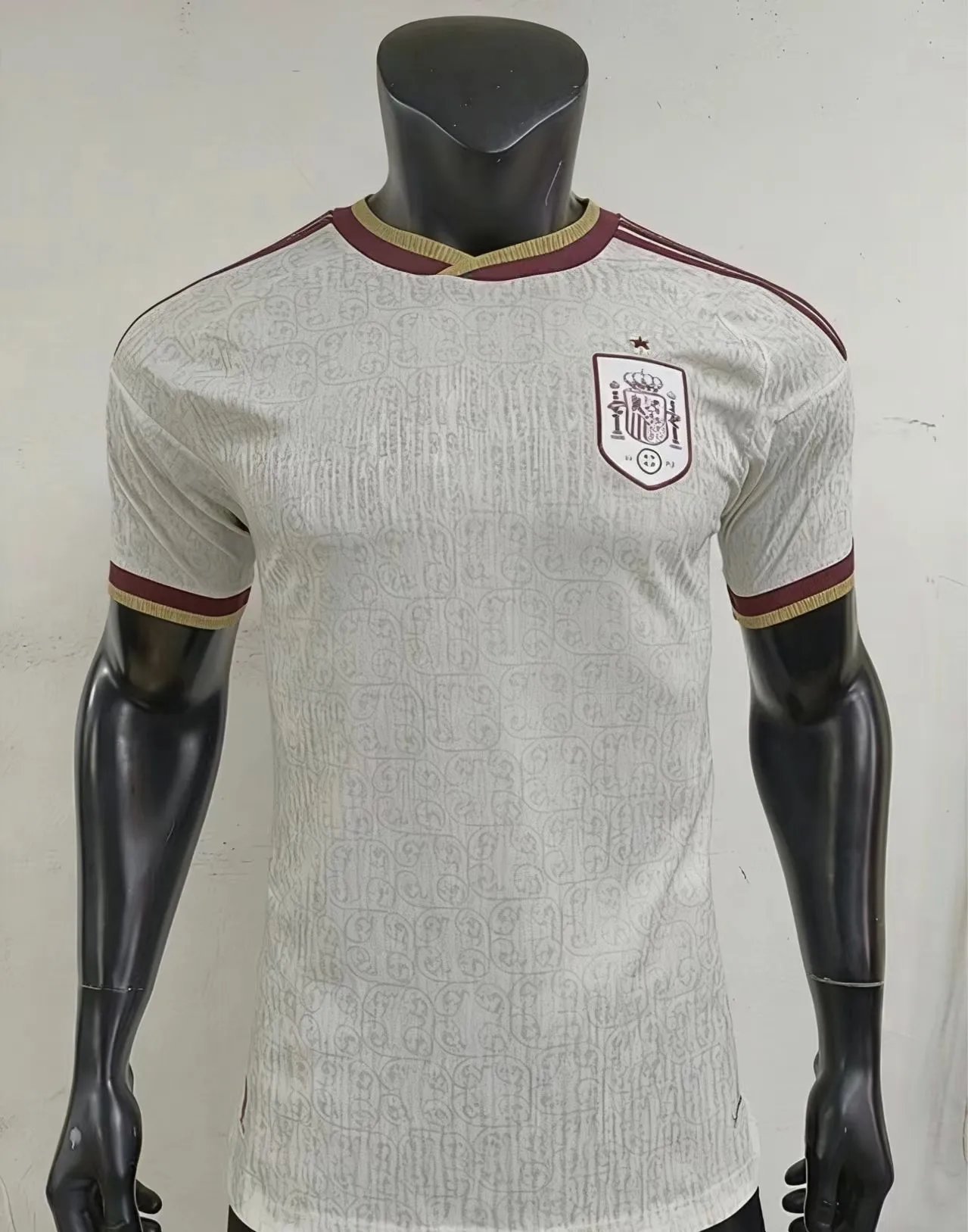 Design Spain National Team 2024 Away Jersey White Burgundy Jersey - 1