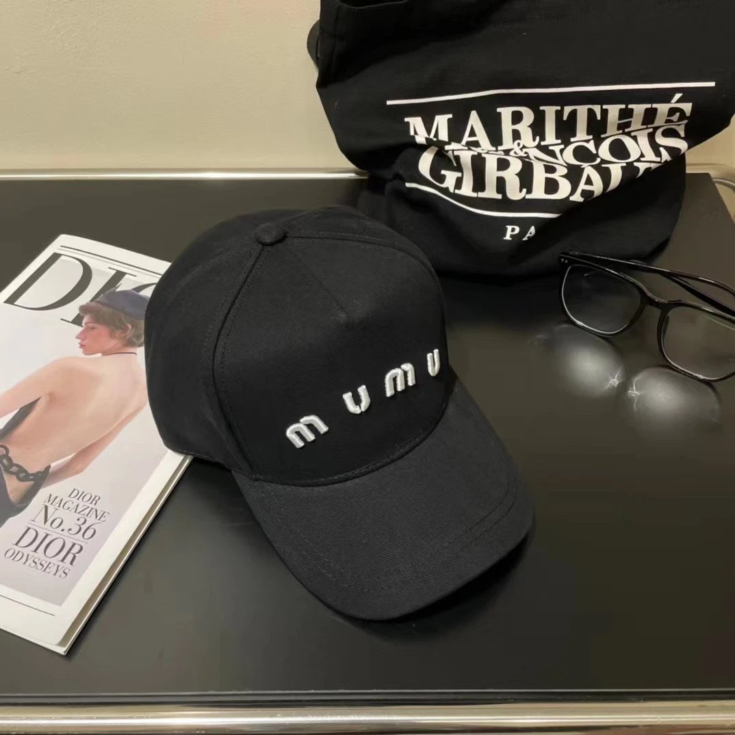 Miu Miu Embroidered Beige Baseball Cap - 4