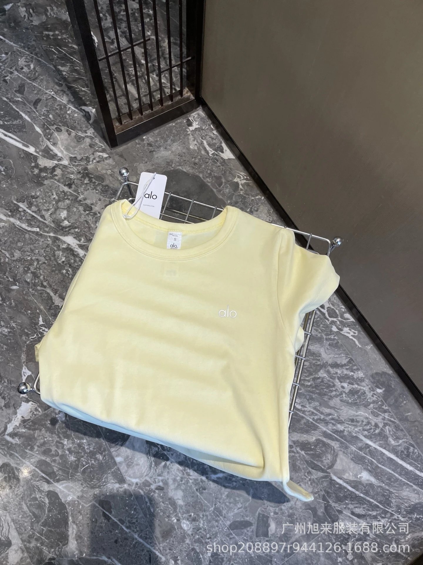 Alo Essential Logo Tee Light Pink T-Shirt - 10